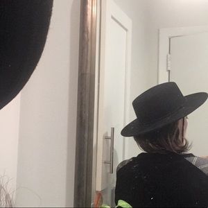 Black wool bolero hat